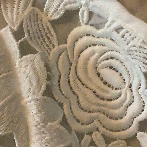 NWT Milly floral cut out top - Picture 4 of 8